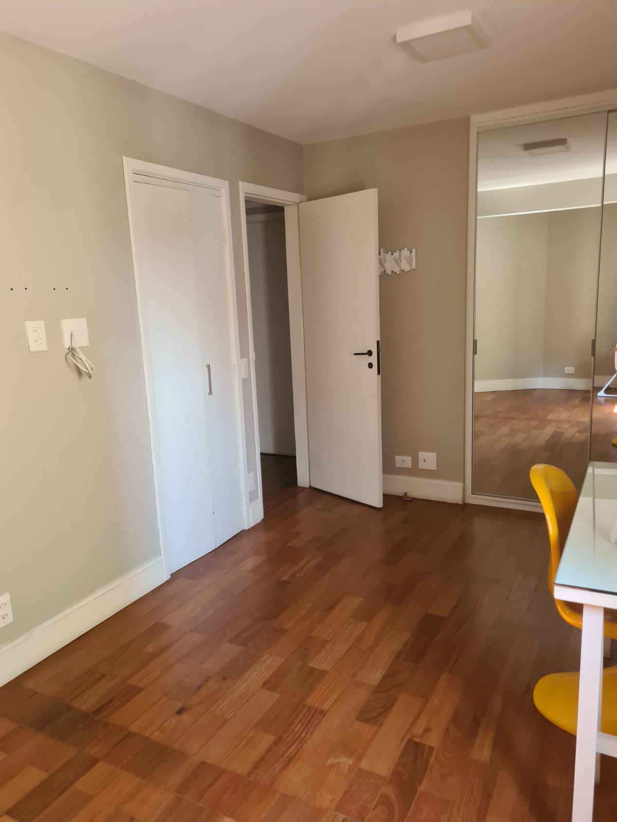 Apartamento à venda com 3 quartos, 73m² - Foto 8