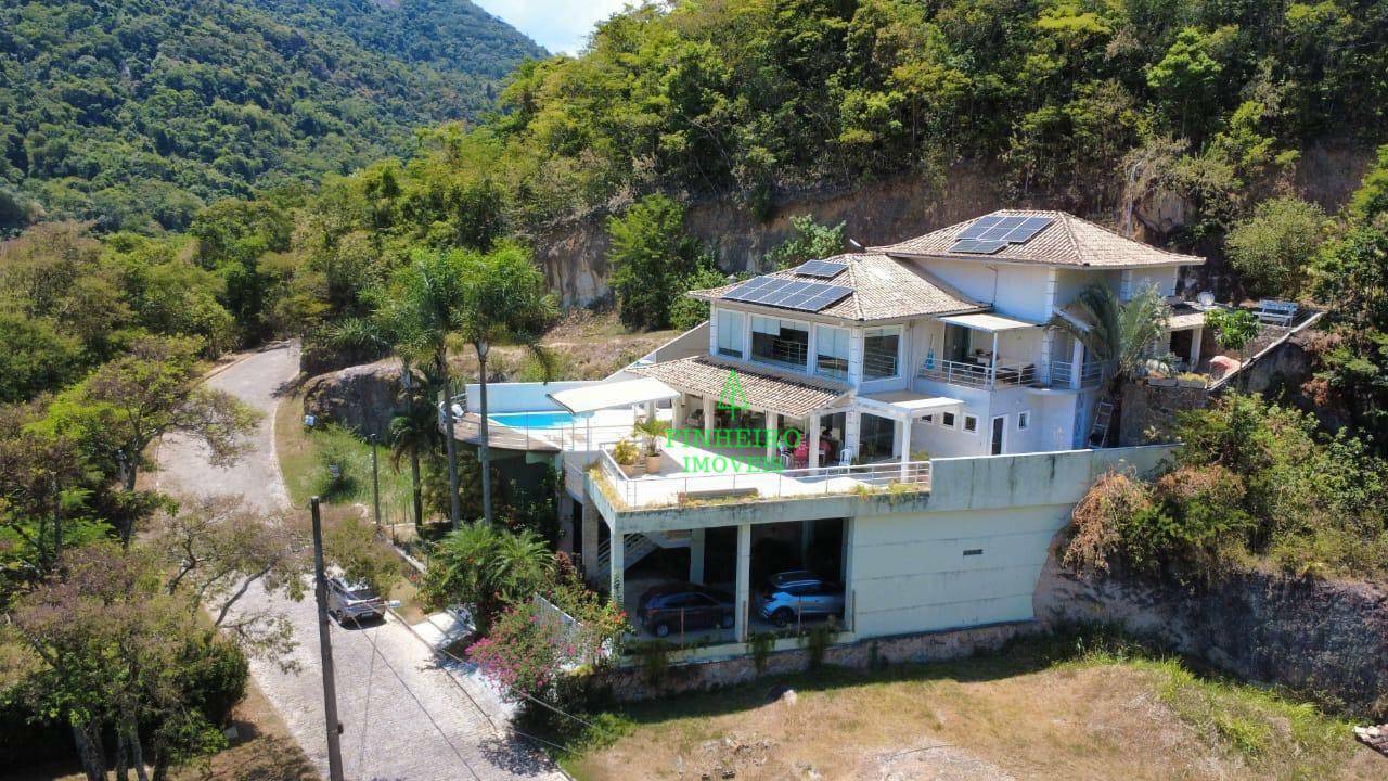 Casa de Condomínio à venda com 3 quartos, 265m² - Foto 1