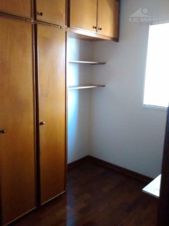 Apartamento para alugar com 3 quartos, 67m² - Foto 10