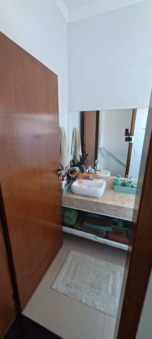 Sobrado à venda com 2 quartos, 180m² - Foto 35