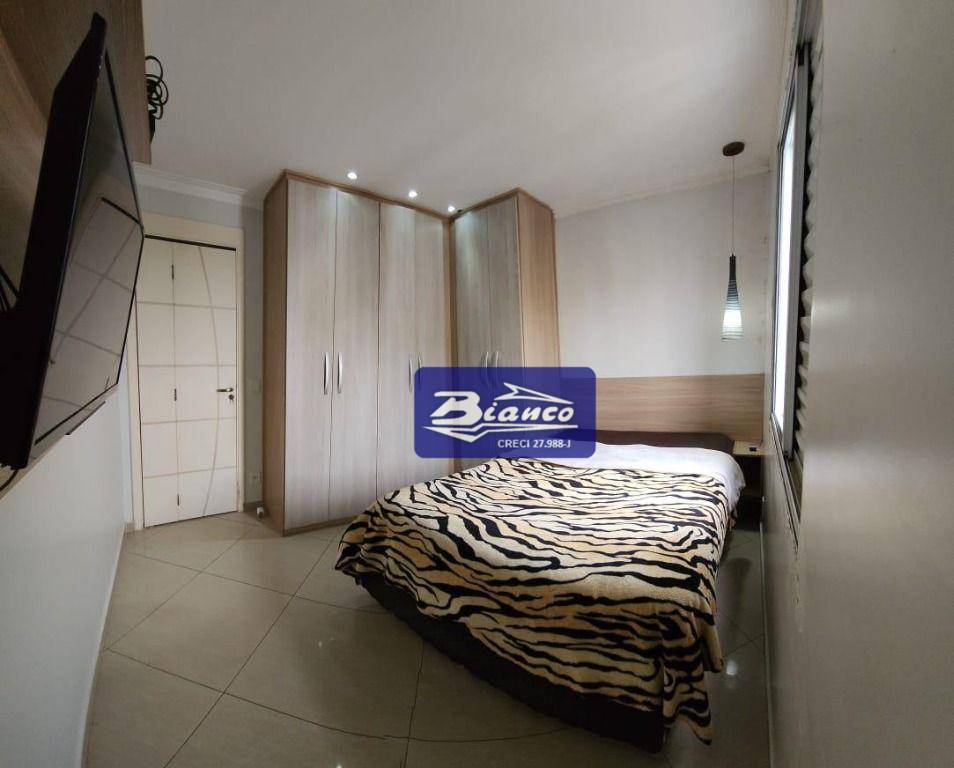 Apartamento à venda com 3 quartos, 54m² - Foto 17