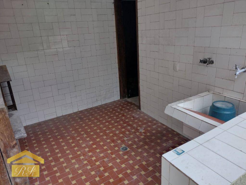 Sobrado para alugar com 3 quartos, 200m² - Foto 16