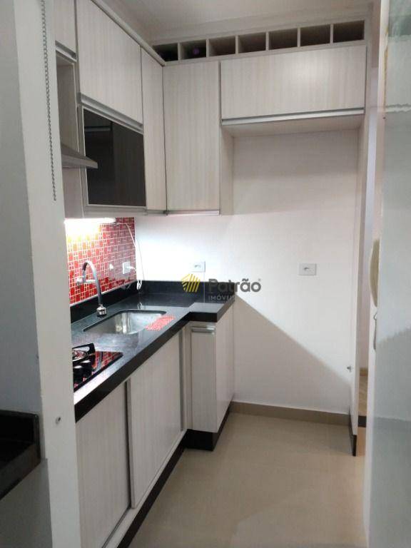 Apartamento à venda com 2 quartos, 58m² - Foto 10