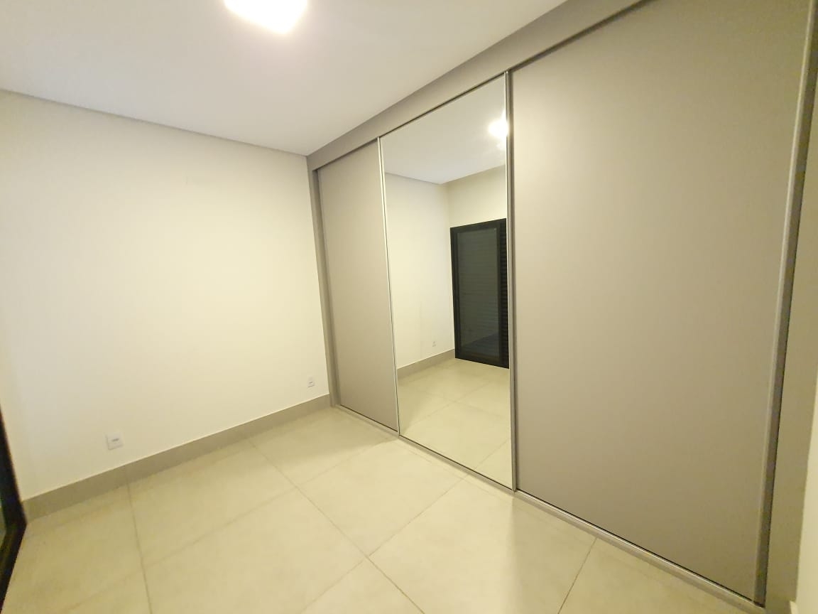 Casa para alugar com 3 quartos, 190m² - Foto 10