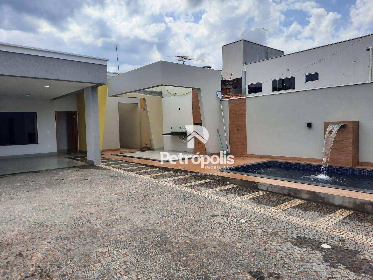 Casa à venda com 3 quartos, 156m² - Foto 13