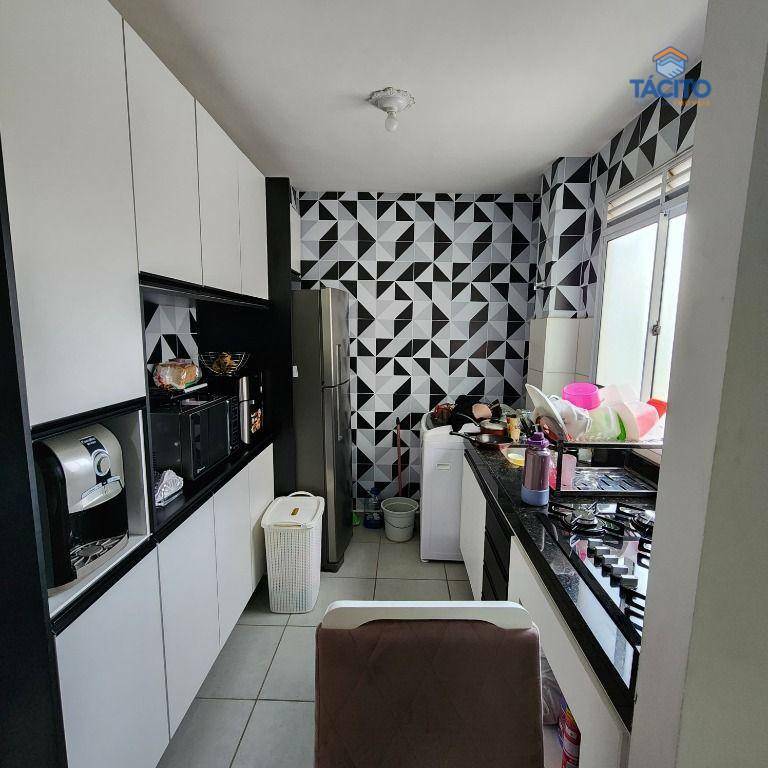 Apartamento à venda com 2 quartos, 41m² - Foto 3