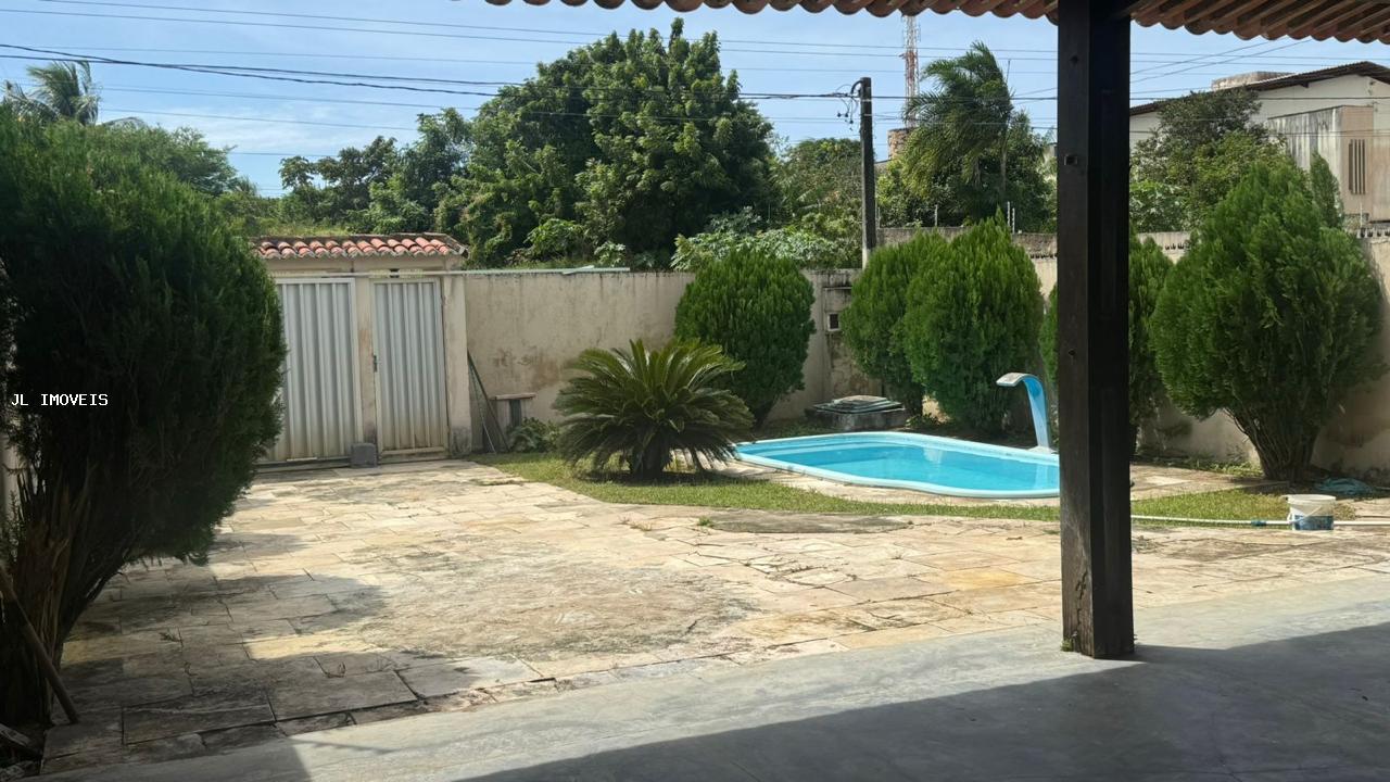 Casa à venda com 3 quartos, 400m² - Foto 4