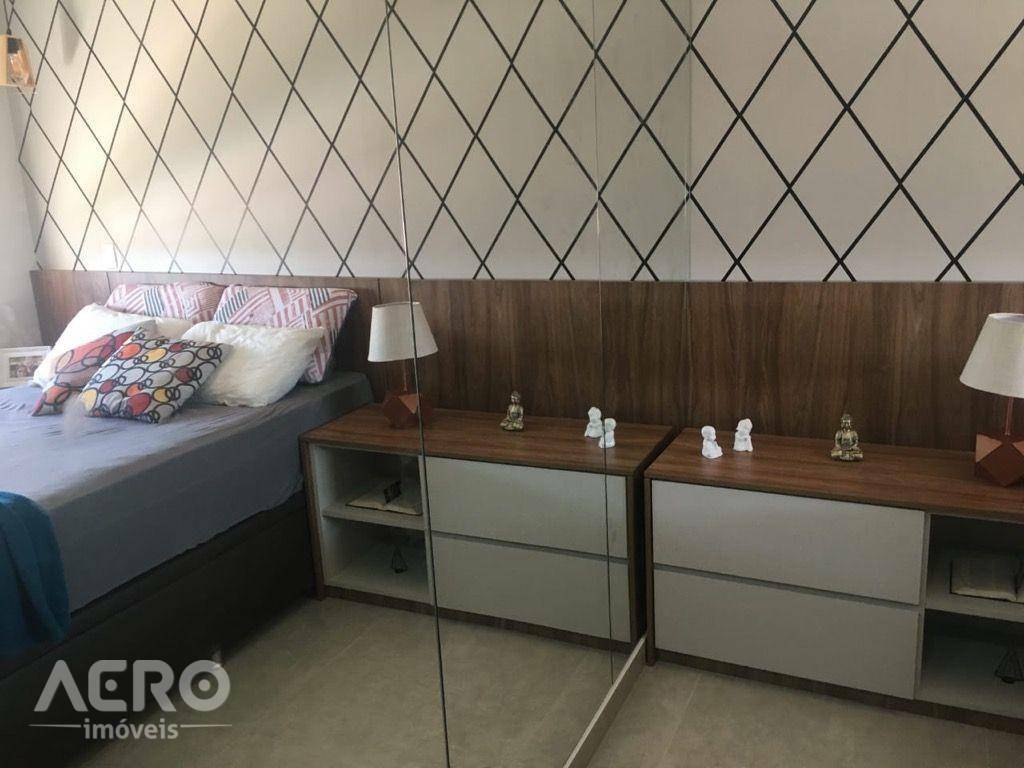 Apartamento à venda com 2 quartos, 64m² - Foto 17