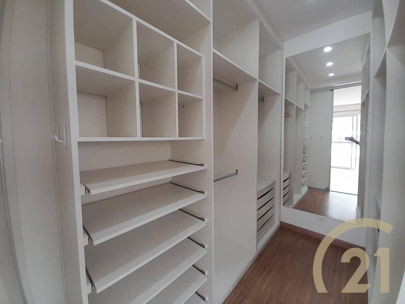 Casa de Condomínio para alugar com 3 quartos, 229m² - Foto 14