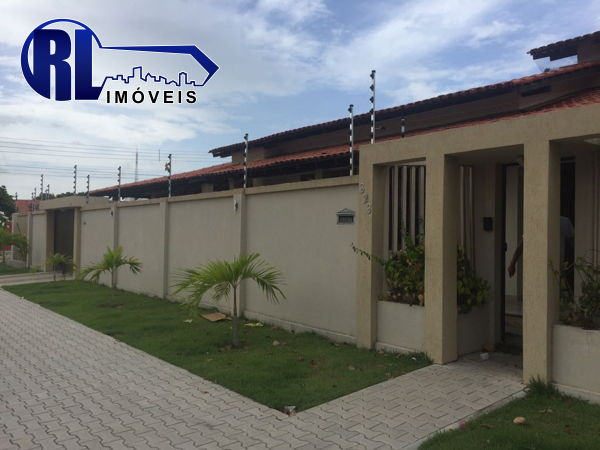 Casa à venda com 3 quartos, 290m² - Foto 1