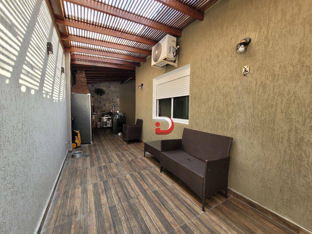 Casa à venda com 2 quartos, 210m² - Foto 14