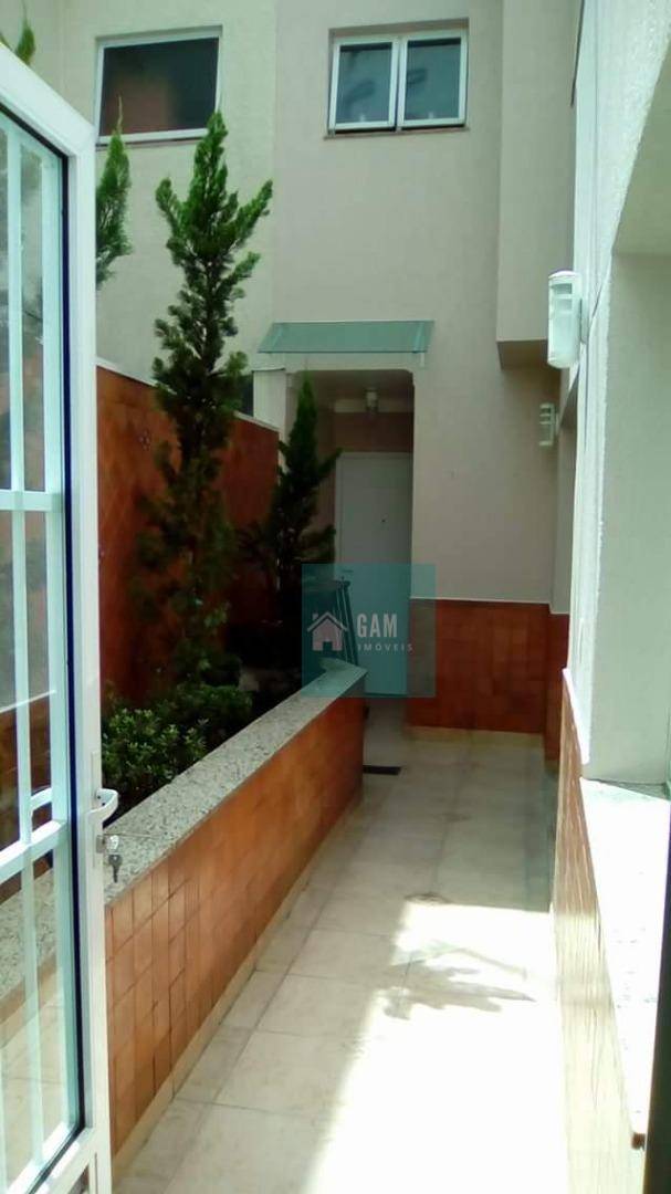 Sobrado à venda com 4 quartos, 150m² - Foto 8