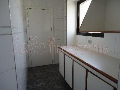 Apartamento para alugar com 3 quartos, 260m² - Foto 11