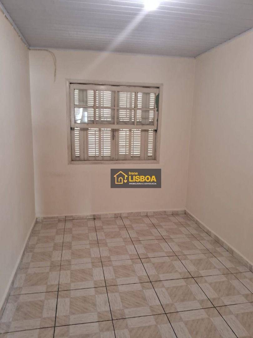 Casa para alugar com 2 quartos, 70m² - Foto 6