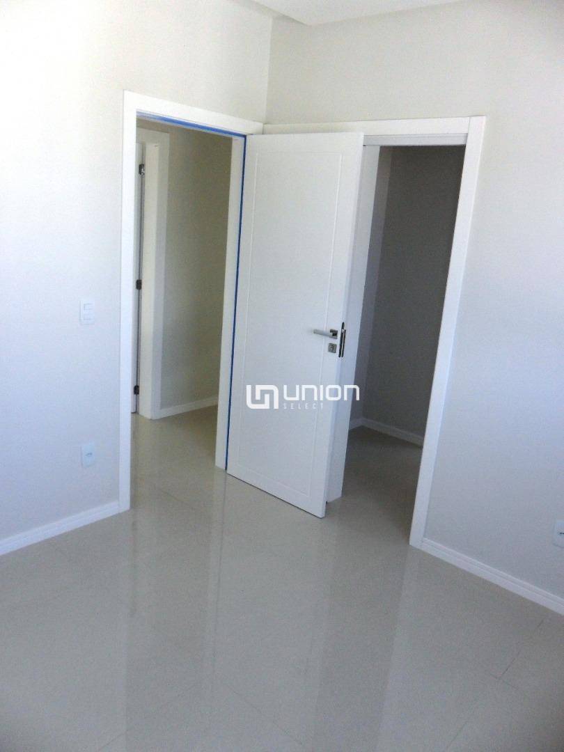 Apartamento à venda com 4 quartos, 149m² - Foto 6