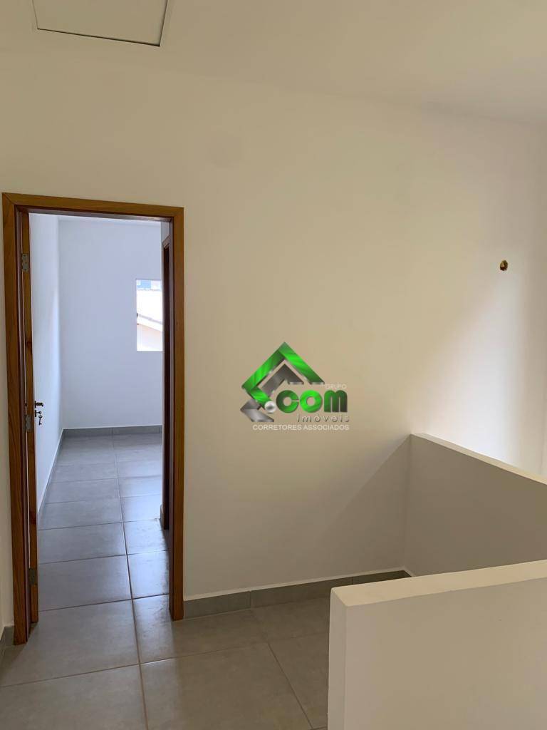 Casa à venda com 2 quartos, 89m² - Foto 9