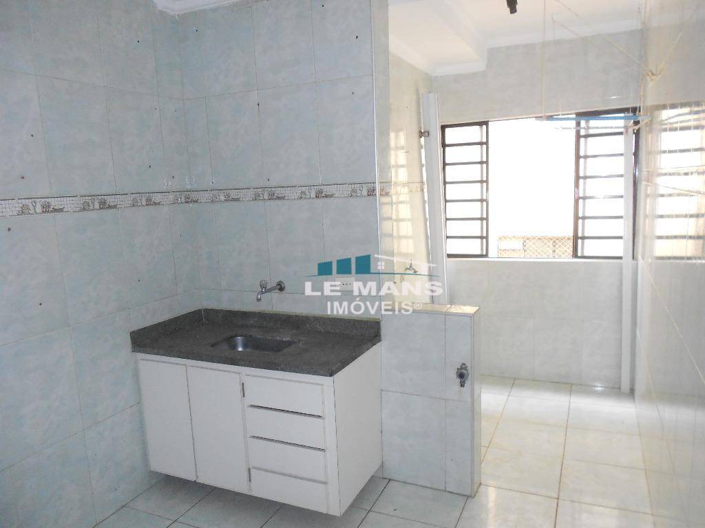 Apartamento à venda com 2 quartos, 54m² - Foto 9