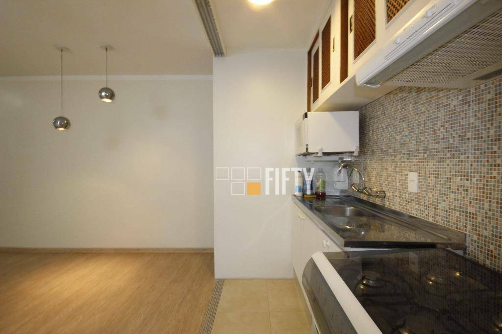 Apartamento para alugar com 1 quarto, 42m² - Foto 11