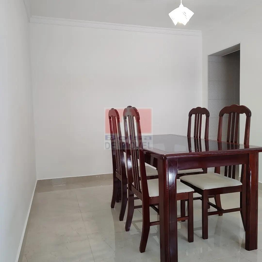 Casa à venda com 3 quartos, 320m² - Foto 4