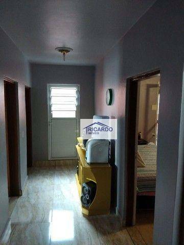 Sobrado à venda com 3 quartos, 254m² - Foto 7