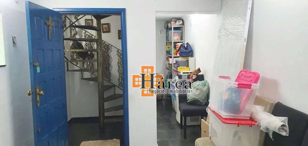 Casa à venda com 3 quartos, 181m² - Foto 7