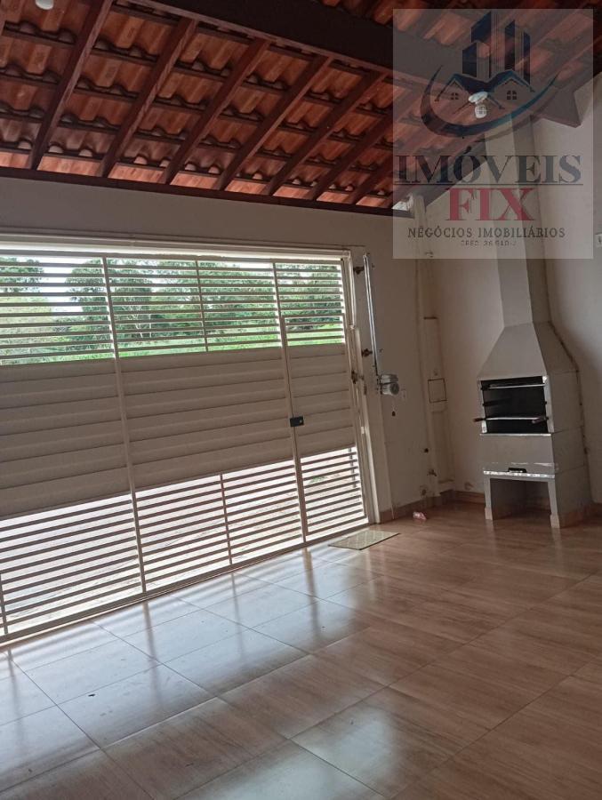 Casa à venda com 2 quartos, 70m² - Foto 14