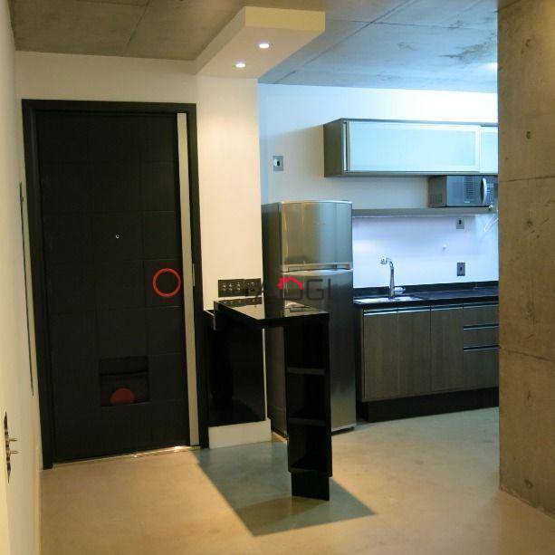 Apartamento à venda com 2 quartos, 70m² - Foto 3