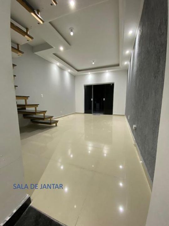 Casa à venda com 3 quartos, 135m² - Foto 2