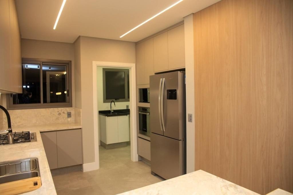 Apartamento à venda com 3 quartos, 152m² - Foto 5