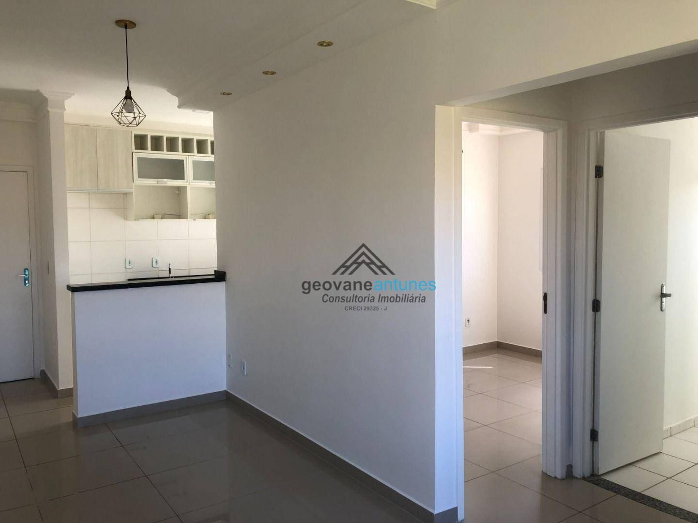 Apartamento à venda com 2 quartos, 57m² - Foto 1