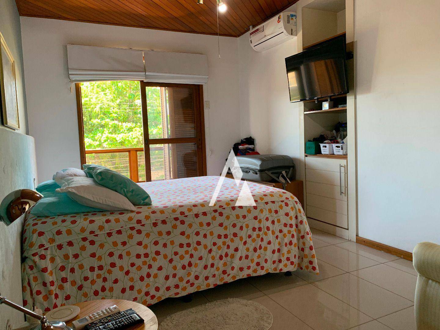 Casa à venda com 5 quartos, 320m² - Foto 24