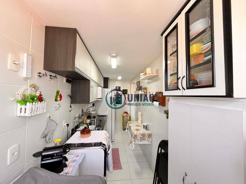 Apartamento à venda com 2 quartos, 61m² - Foto 11