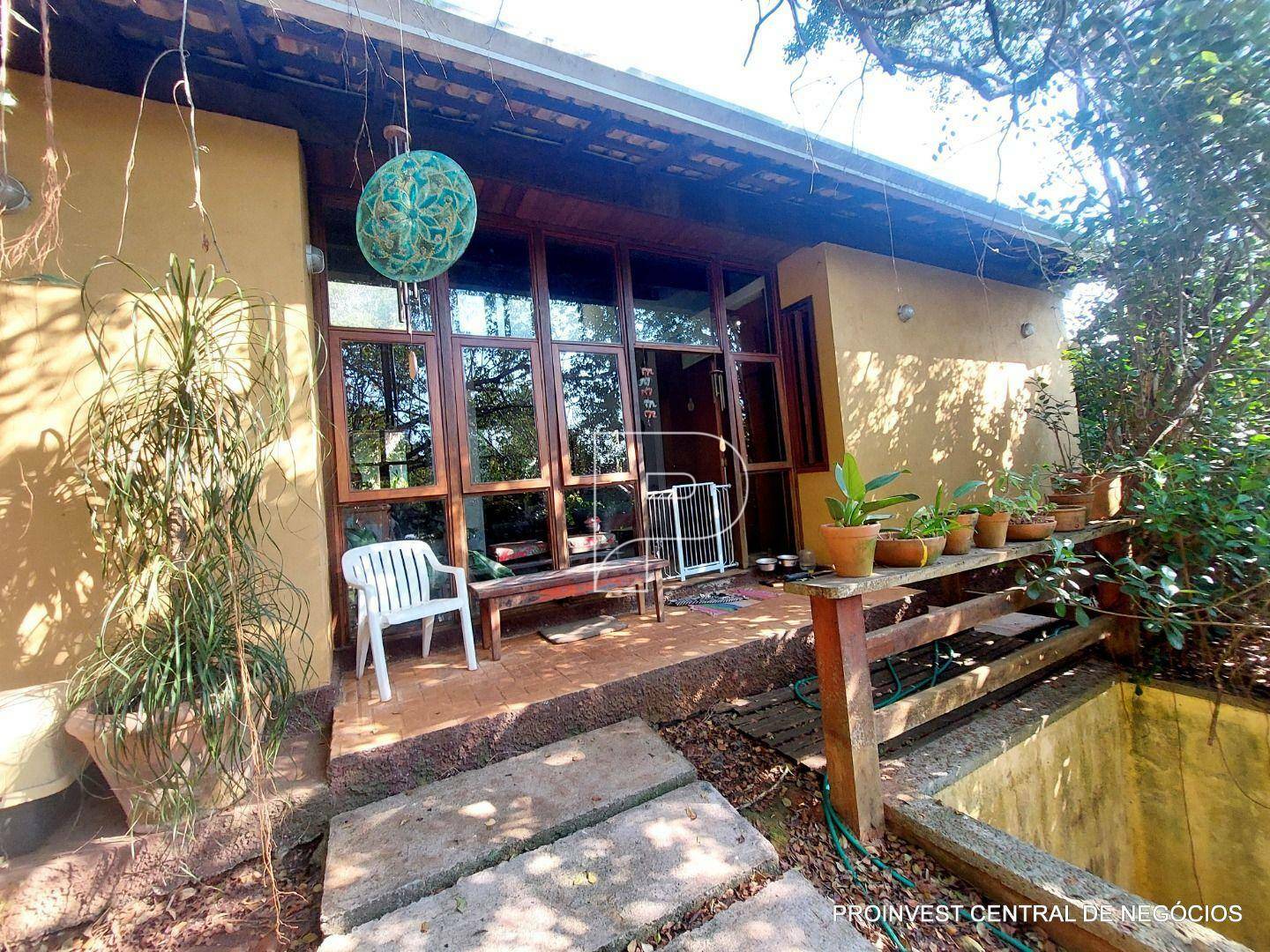 Casa de Condomínio à venda e aluguel com 3 quartos, 214m² - Foto 4