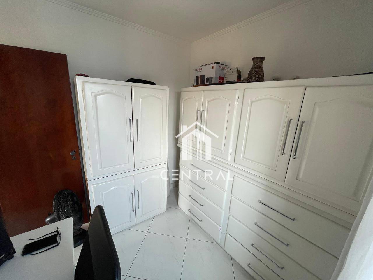 Apartamento à venda com 2 quartos, 69m² - Foto 9