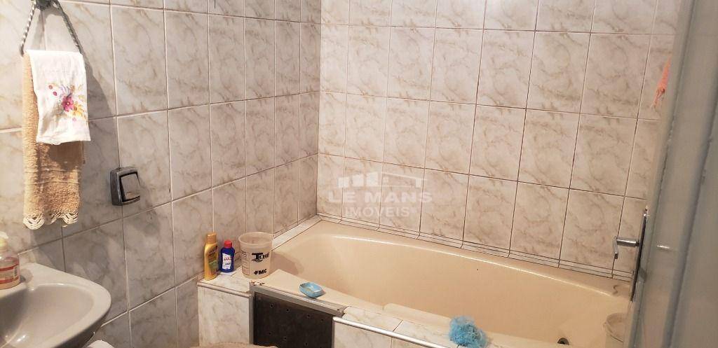 Casa à venda com 3 quartos, 186m² - Foto 6