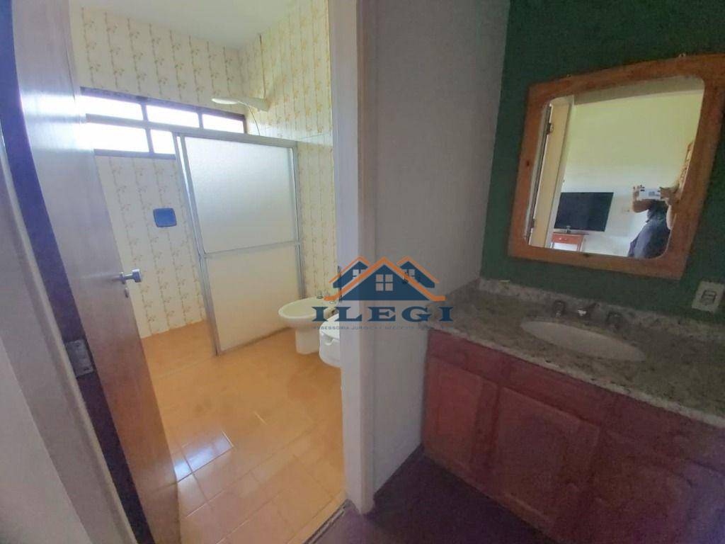 Casa à venda com 3 quartos, 264m² - Foto 17