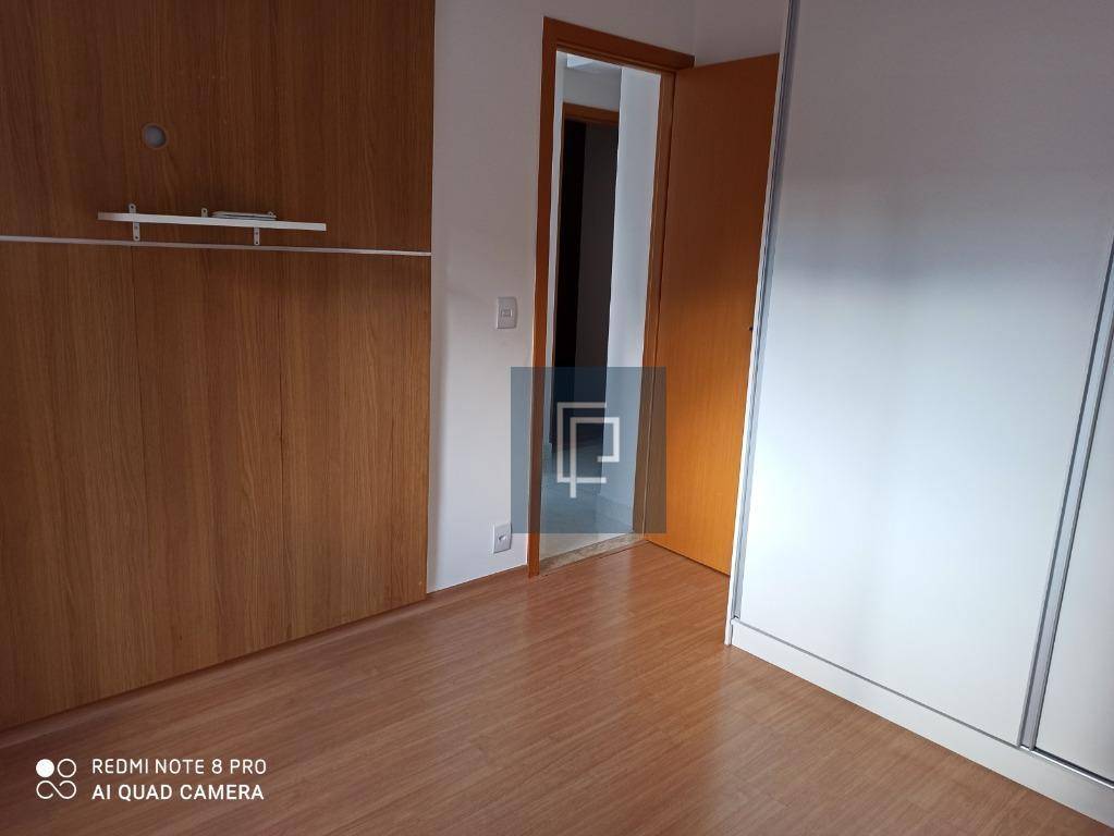 Apartamento à venda com 3 quartos, 110m² - Foto 8