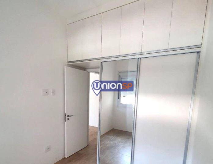 Apartamento à venda com 1 quarto, 33m² - Foto 4