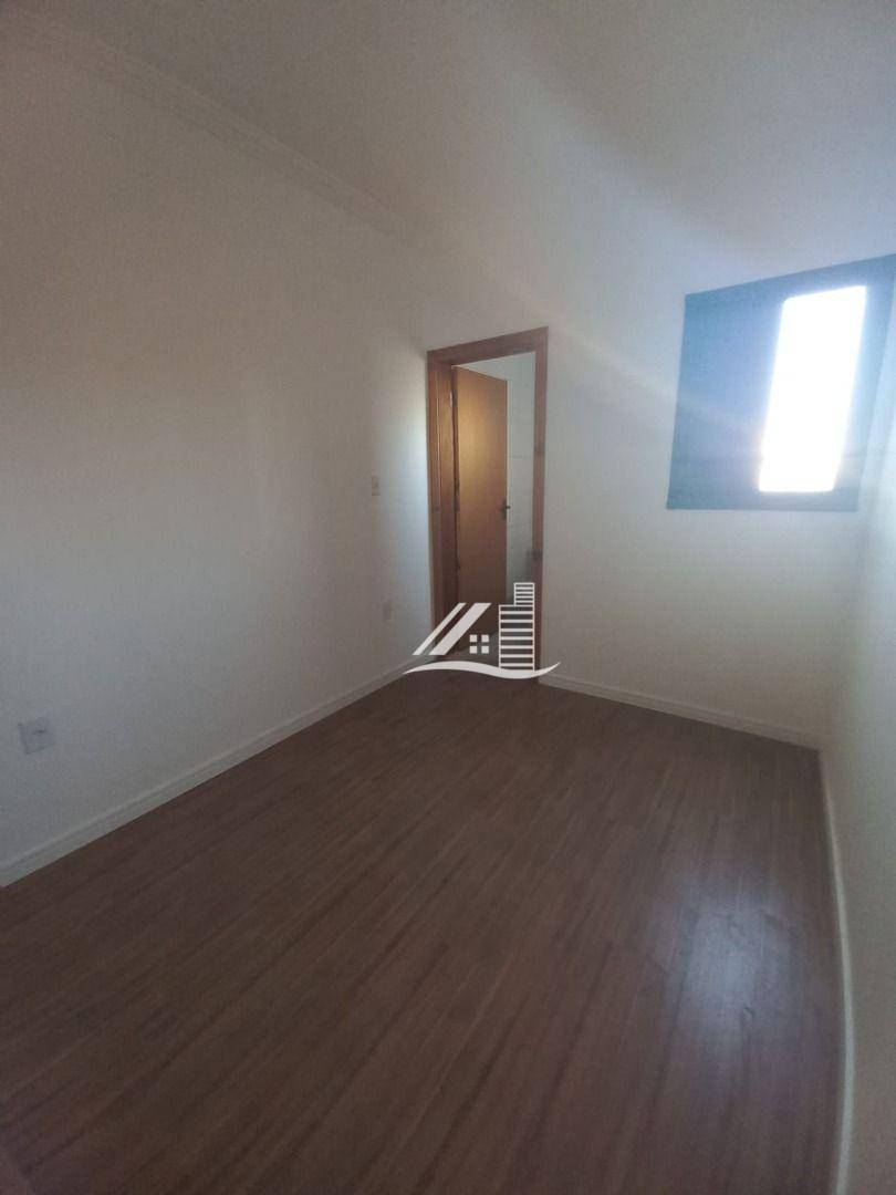 Apartamento à venda com 2 quartos, 46m² - Foto 2