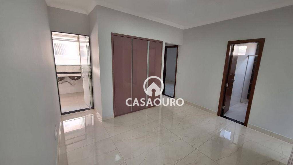 Apartamento à venda com 4 quartos, 160m² - Foto 8