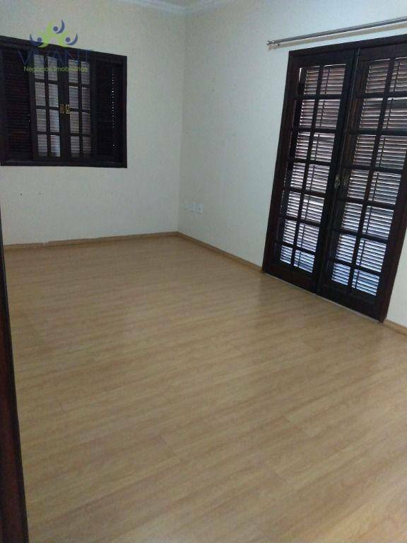 Sobrado à venda e aluguel com 3 quartos, 307m² - Foto 23