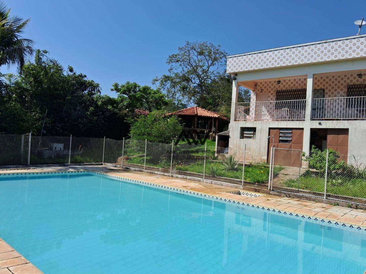 Chácara à venda com 2 quartos, 120m² - Foto 1