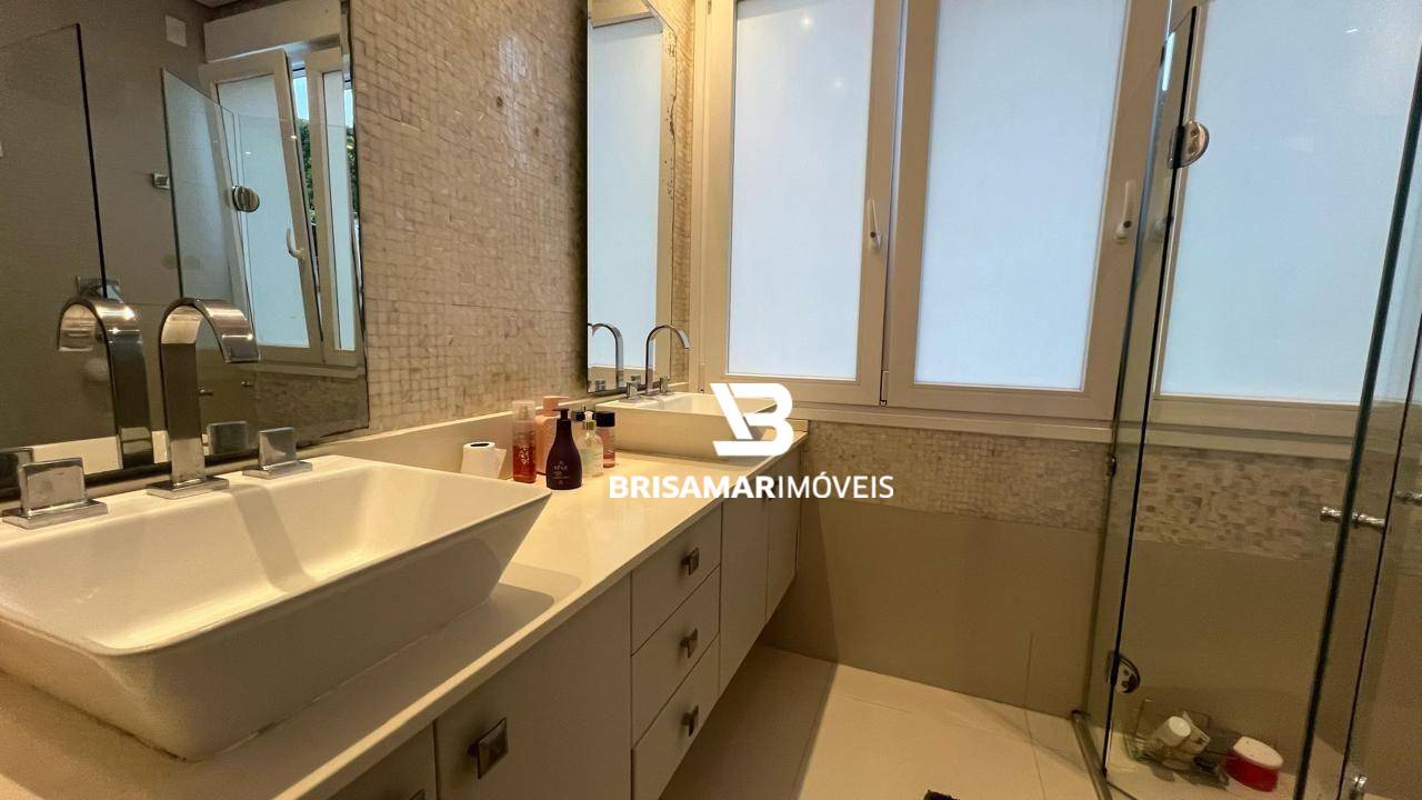 Casa à venda e aluguel com 4 quartos, 458m² - Foto 11