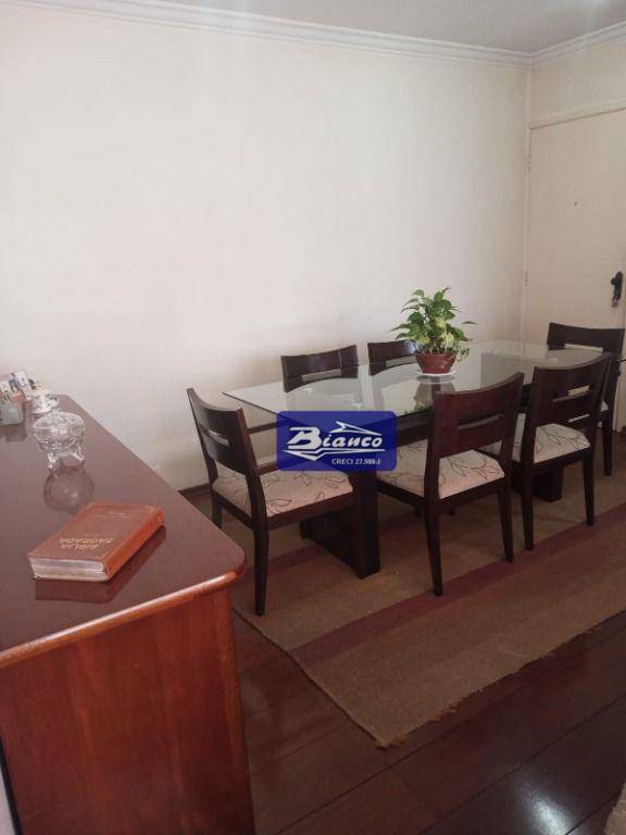 Apartamento à venda com 3 quartos, 66m² - Foto 8