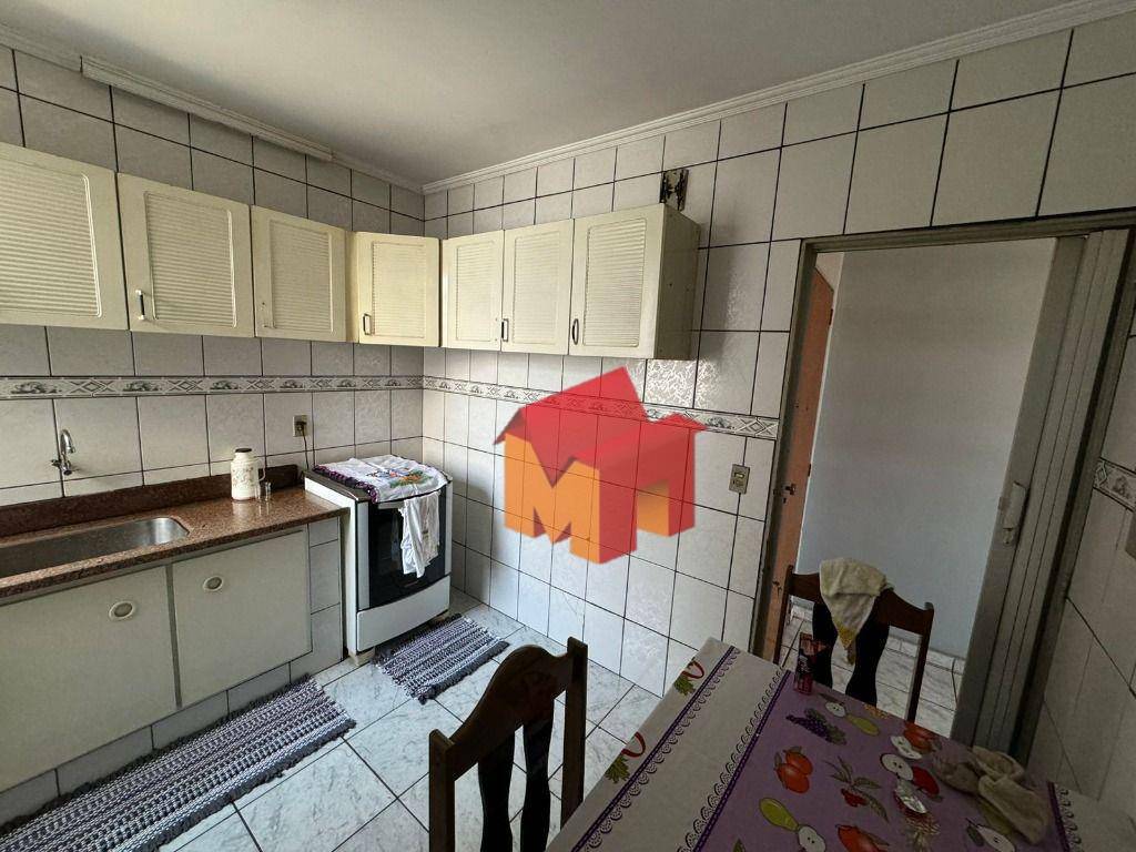 Apartamento à venda com 2 quartos, 62m² - Foto 4