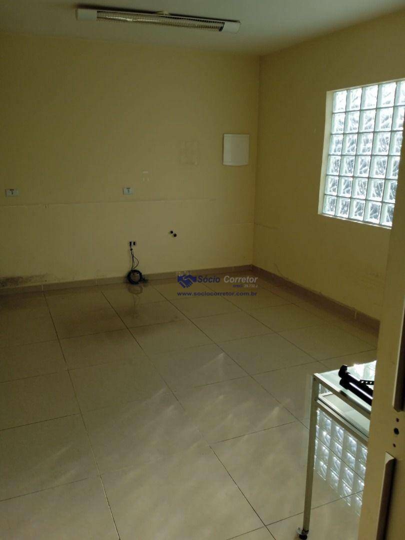 Sobrado à venda com 3 quartos, 130m² - Foto 3