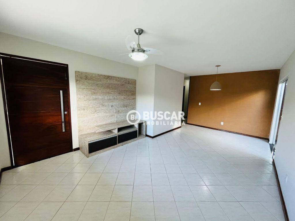 Casa de Condomínio à venda com 3 quartos, 190m² - Foto 4