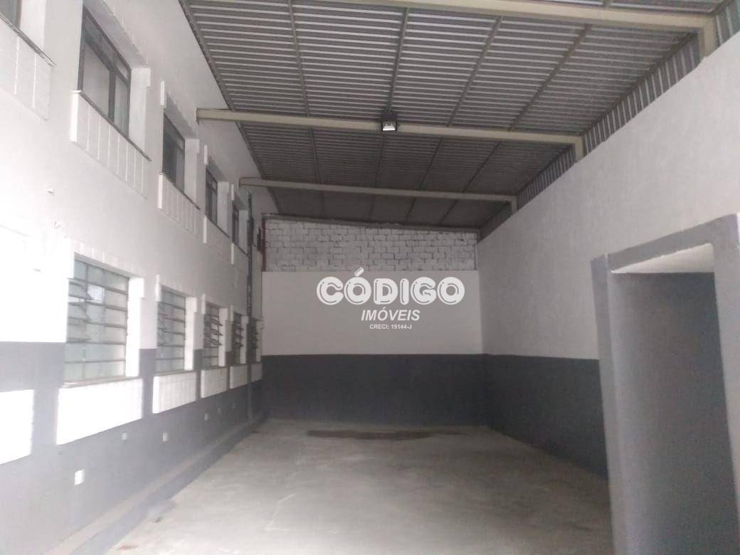 Depósito-Galpão-Armazém para alugar, 1000m² - Foto 9