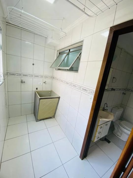 Apartamento à venda com 2 quartos, 70m² - Foto 11