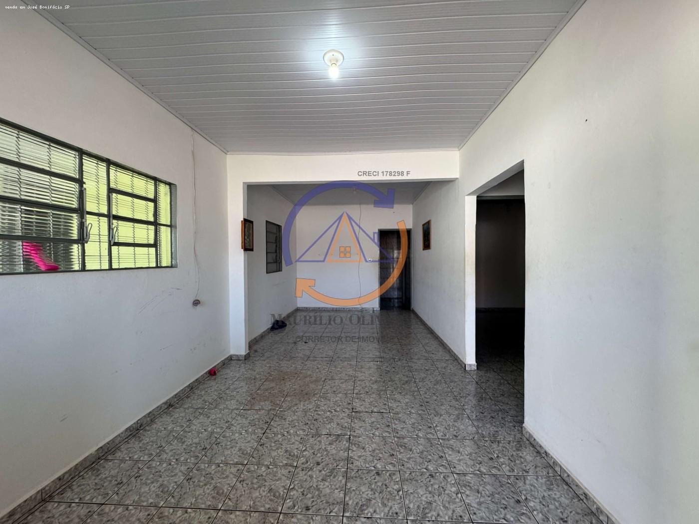 Casa à venda com 3 quartos, 206m² - Foto 5